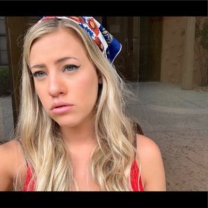 Meet your Posher, Kassidy